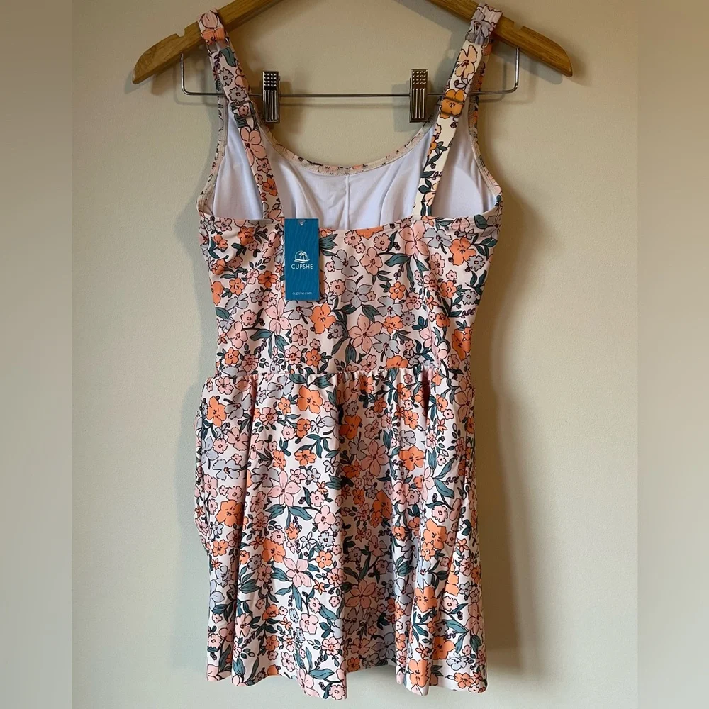 Cupshe NWT Apricot Ditsy Floral Scoop Neckline Ruching Swimdress Size M - Picture 5 of 16